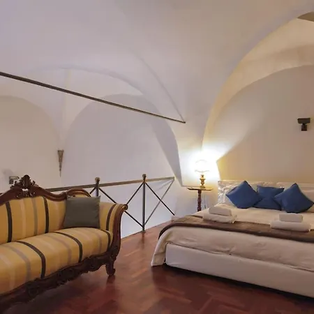 Apartment Le Colonne Palazzo Machiavelli Florence